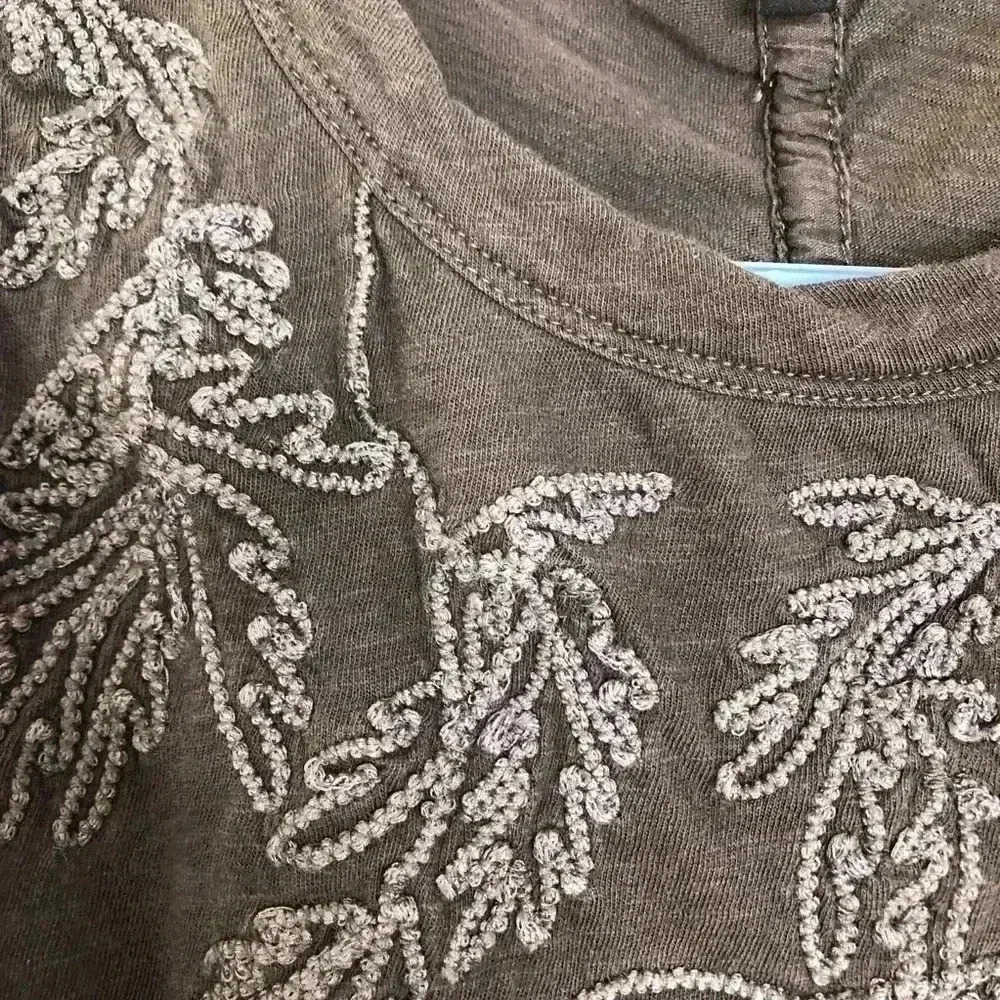 Lucky Brand Embroidered  Leaf Ruched Back Tank SM - Picture 5 of 16